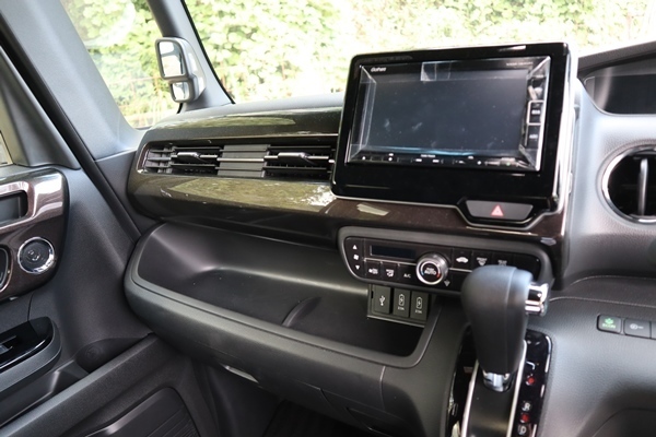 ナビ オーディオ 取付 N Boxのパーツ ドレスアップ情報